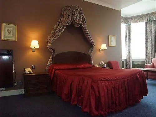 Ramada Crawley-Gatwick Hotell 3*, Crawley (West Sussex) Storbritannien